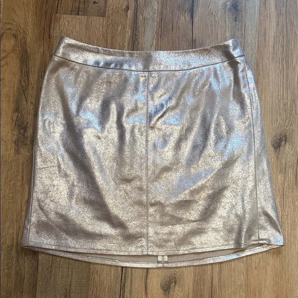cupcakes & cashmere Shimmering Gold Mini Skirt